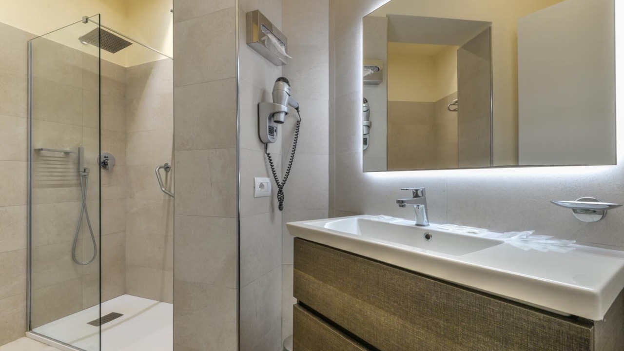 Photo of Bathroom in Naregno