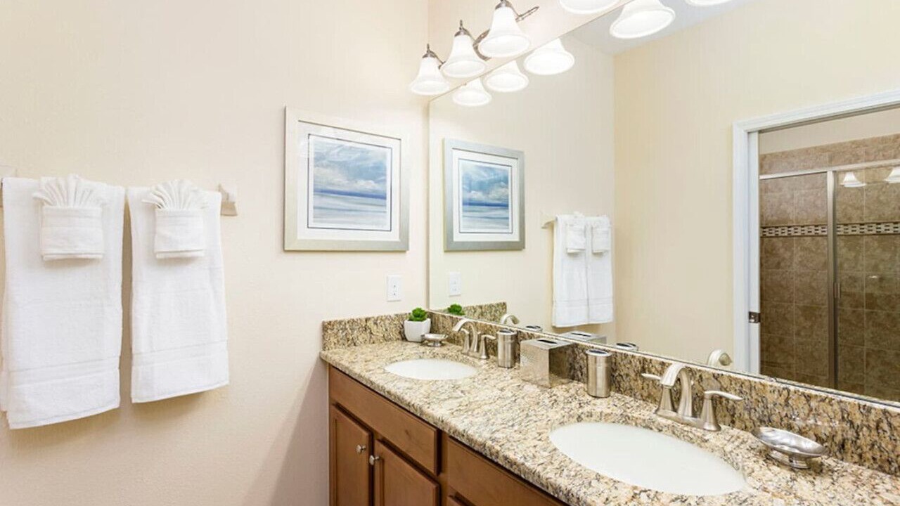 Photo of Bathroom in Davenport