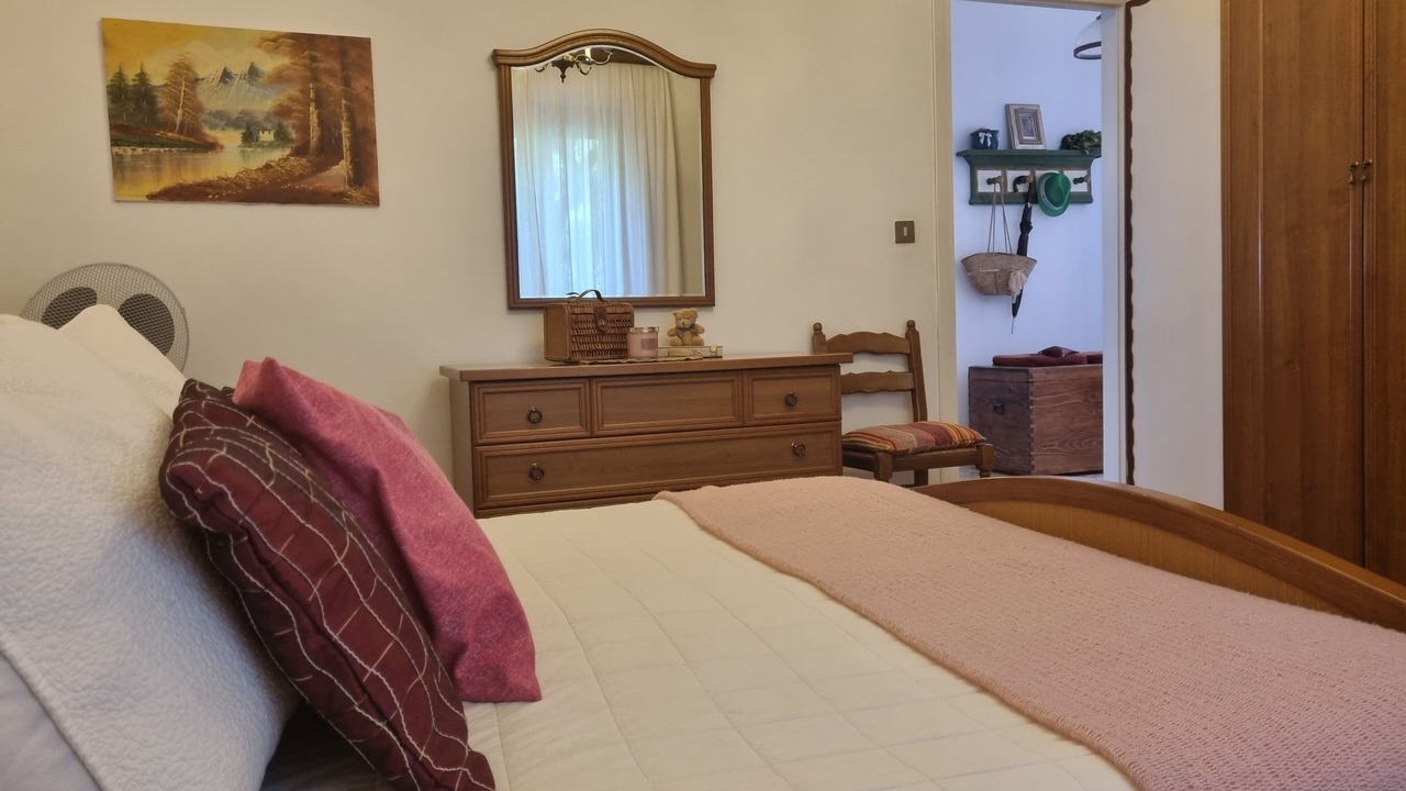 Photo of Bedroom in Corsanico-Bargecchia