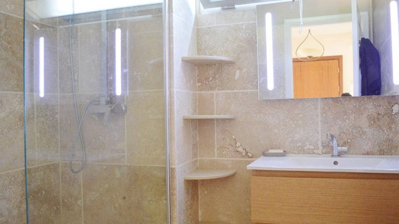 Photo of Bathroom in Plaine de la Brague