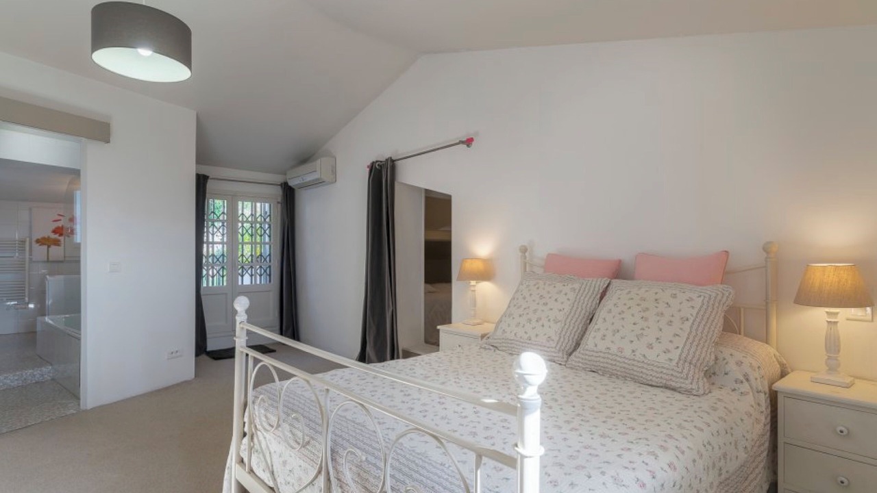 Photo of Bedroom in Mouans-Sartoux