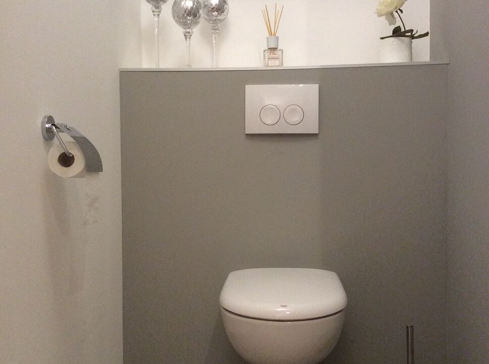 Photo of Bathroom in California - Pezou