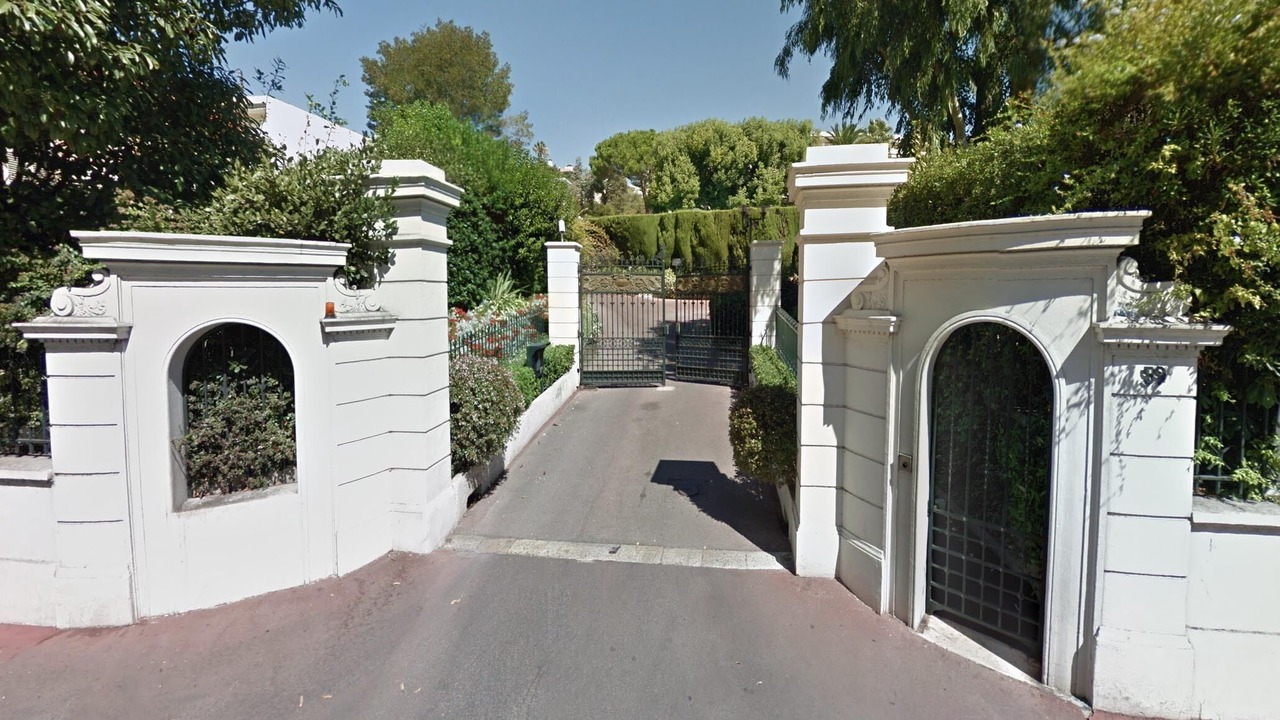 Photo of Outdoor in California - Pezou