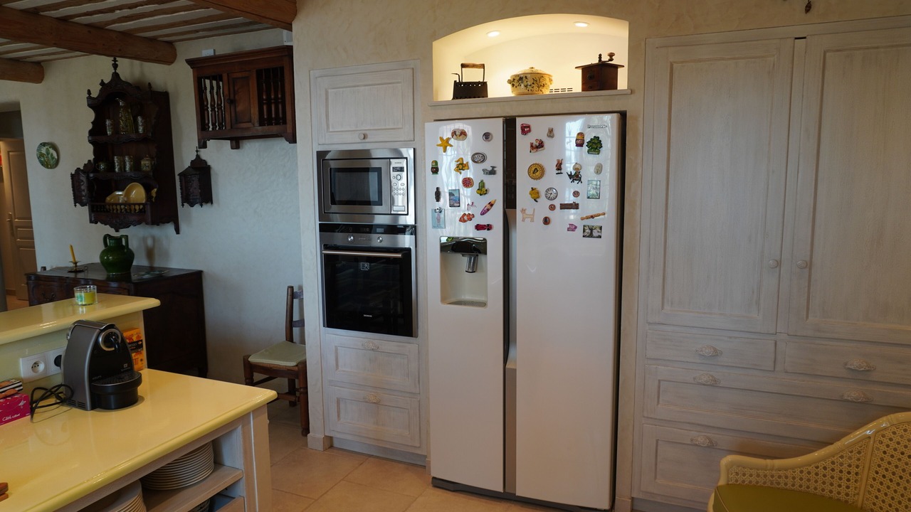 Photo of Kitchen in California - Pezou