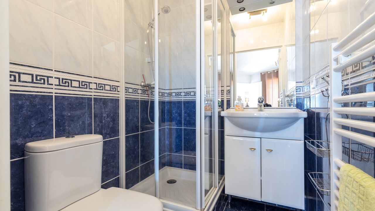 Photo of Bathroom in Gambetta