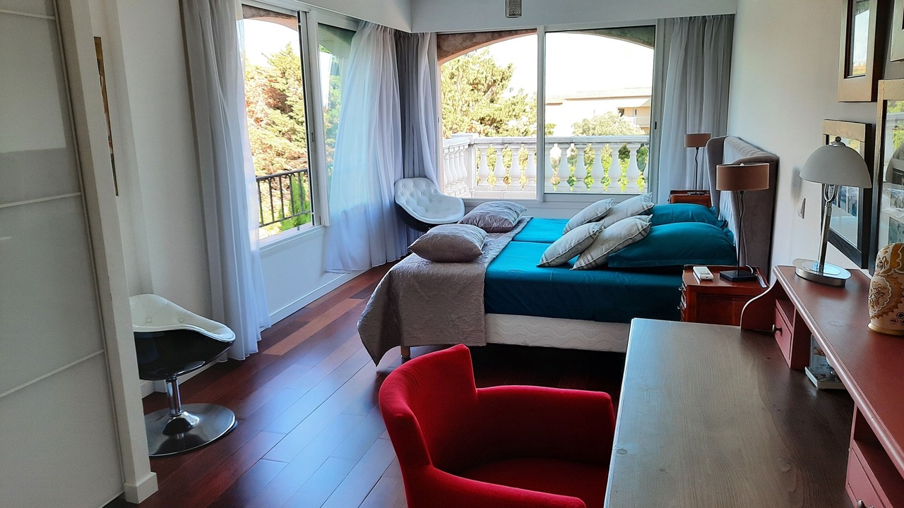 Photo of Bedroom in Golfe Juan