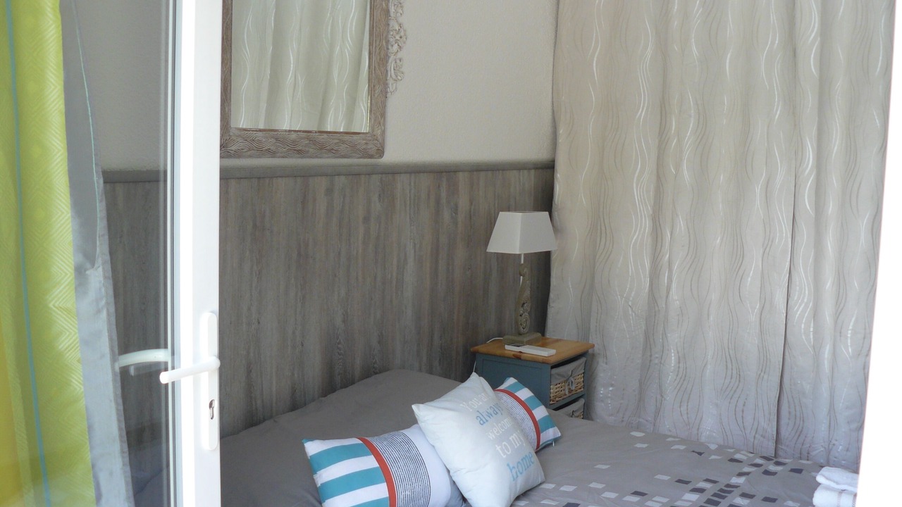 Photo of Bedroom in Saint-Aygulf