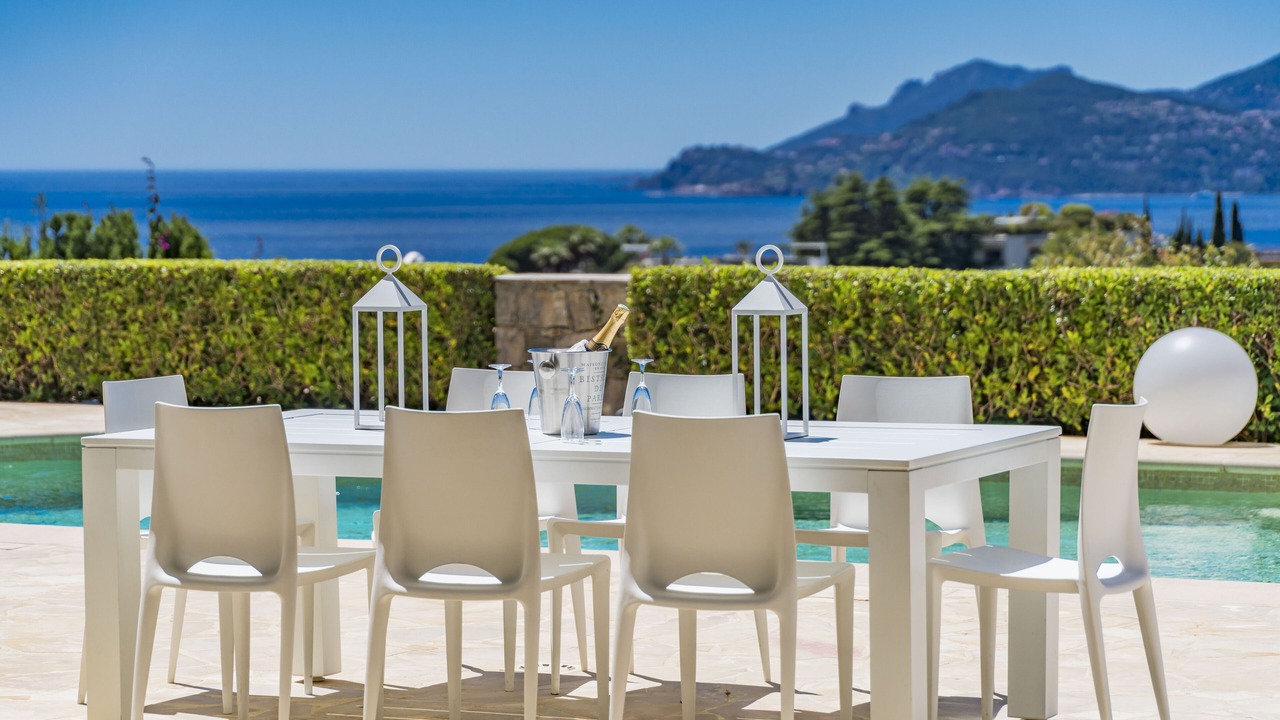 Photo of Outdoor in La Croix des Gardes