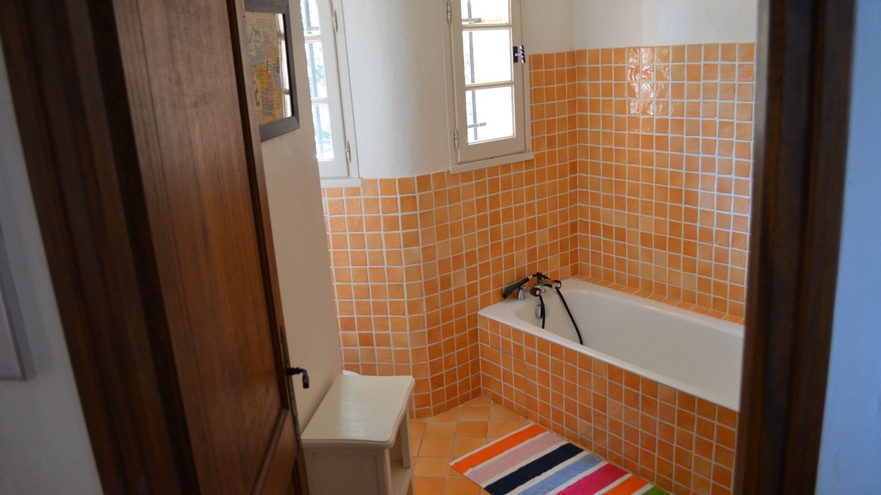 Photo of Bathroom in Valescure
