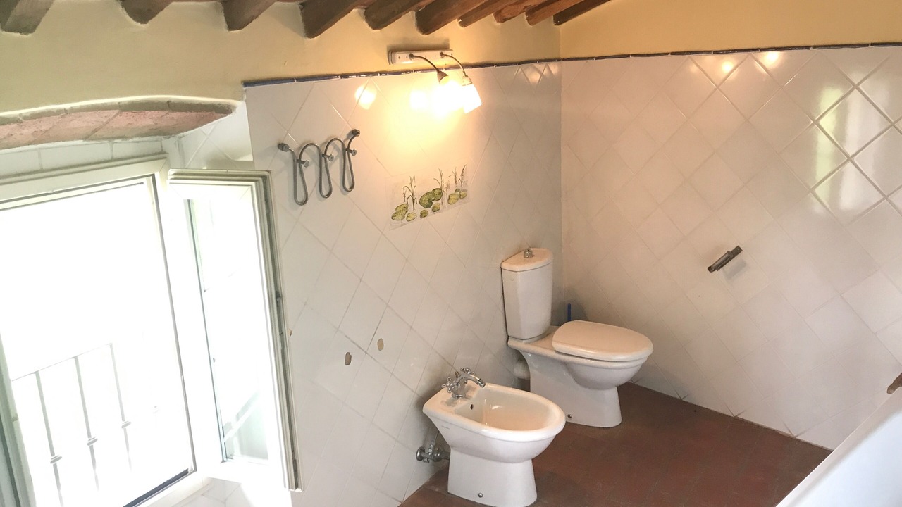 Photo of Bathroom in Lucca