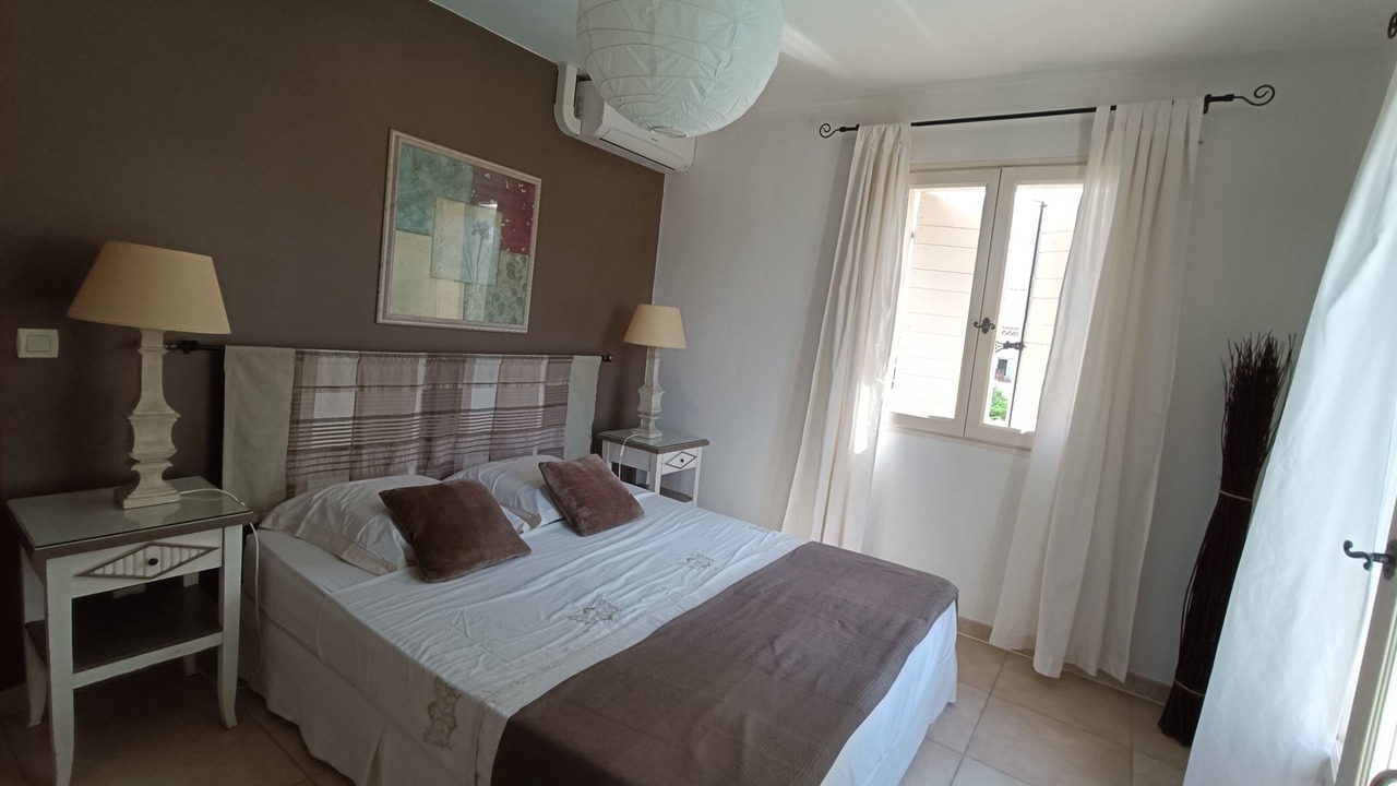 Photo of Bedroom in Plaine de la Brague