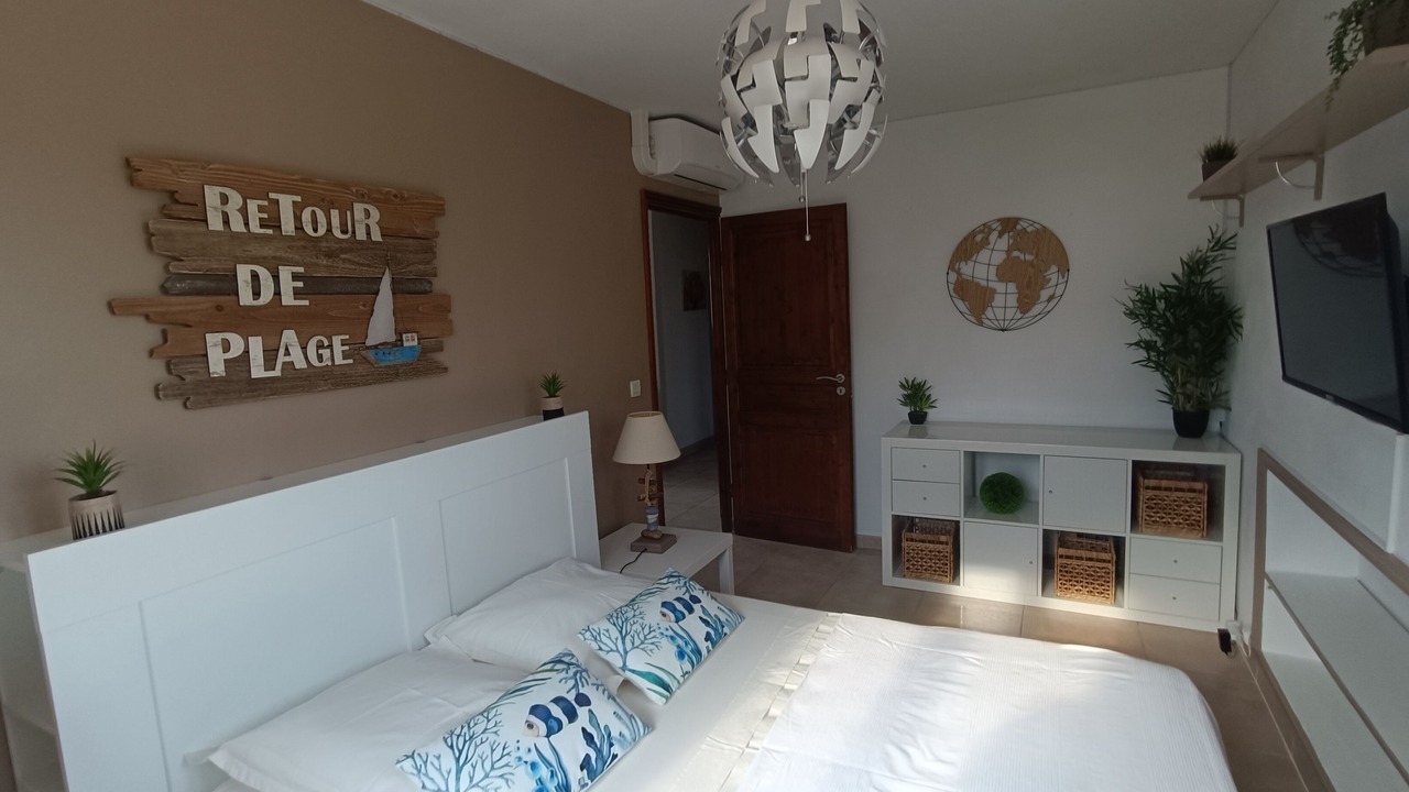 Photo of Bedroom in Plaine de la Brague