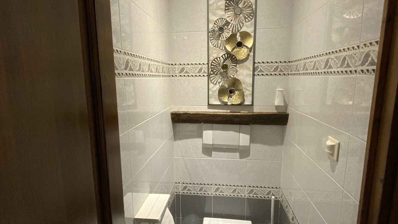 Photo of Bathroom in Peille