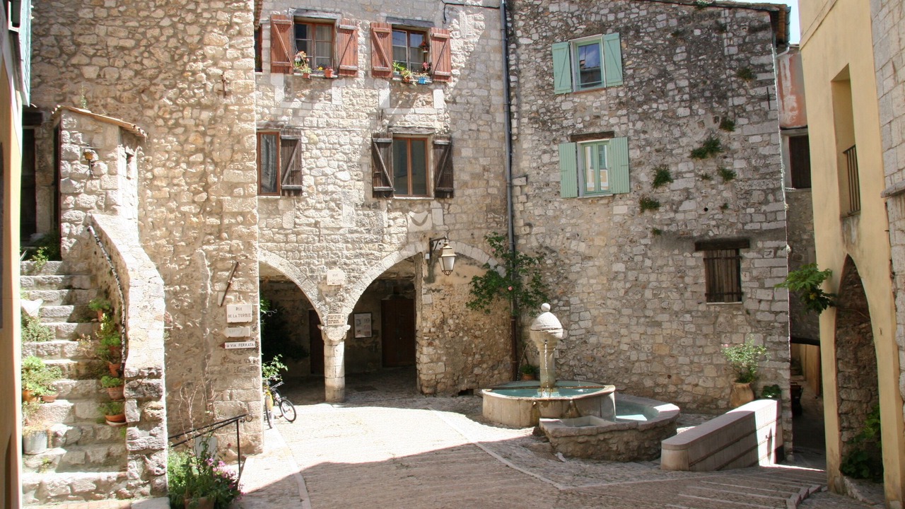 Photo of Outdoor in Peille