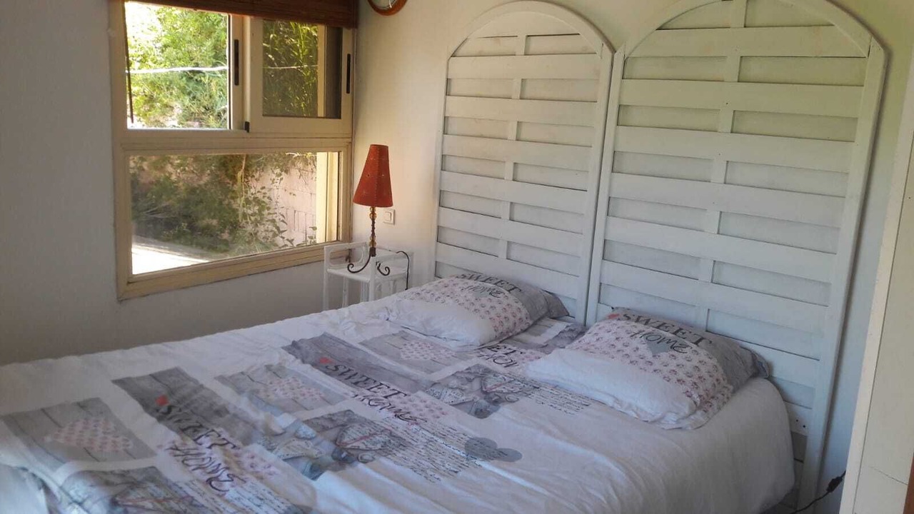 Photo of Bedroom in Contes