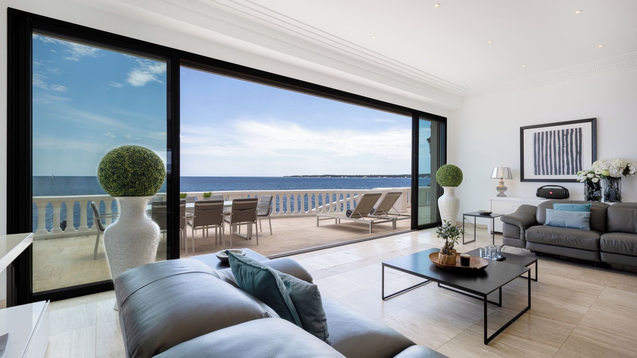 Photo of Livingroom in Cannes