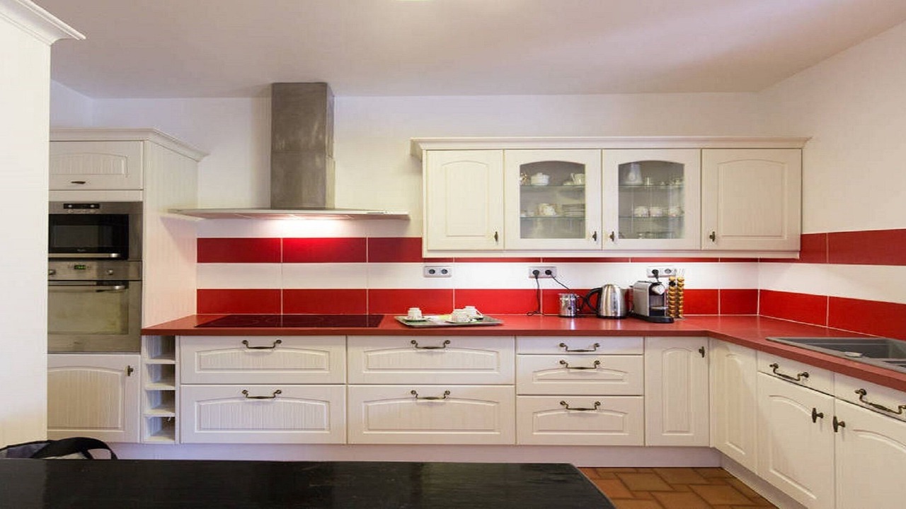 Photo of Kitchen in California - Pezou
