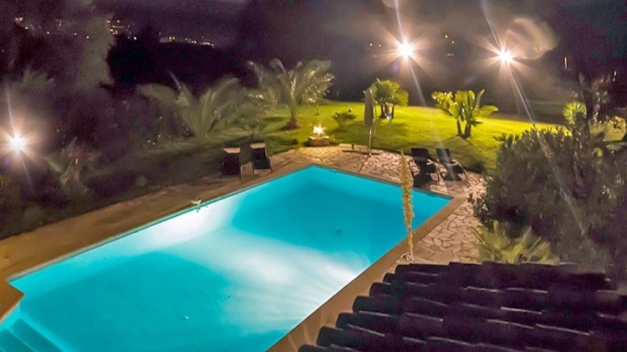 Photo of Outdoor in California - Pezou