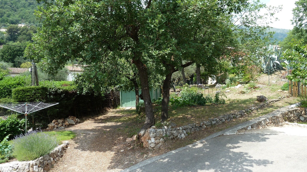 Photo of Outdoor in Gattieres