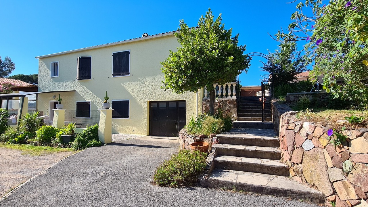 Photo of Outdoor in Frejus