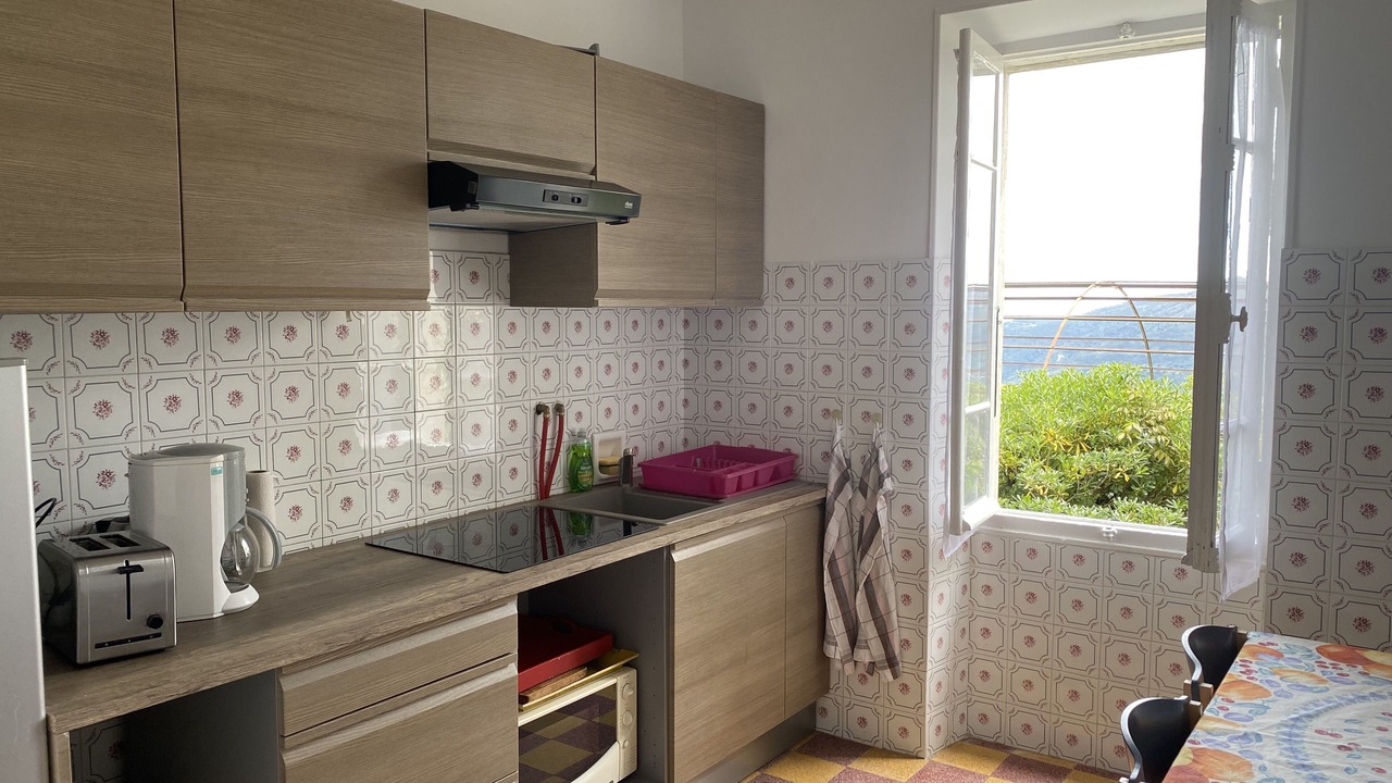 Photo of Kitchen in Berre-des-Alpes