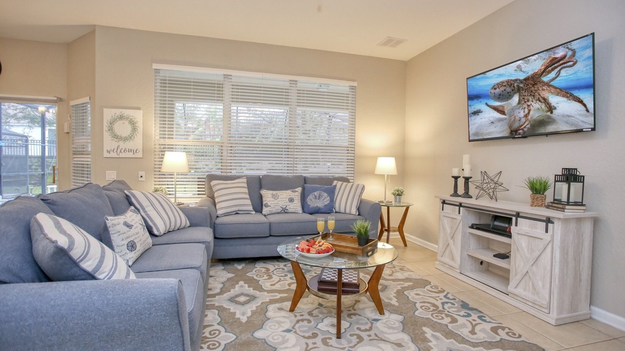 Photo of Livingroom in Windsor Hills