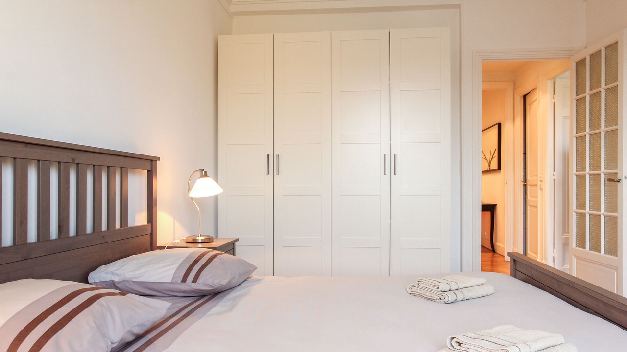 Photo of Bedroom in Musicians Quarter