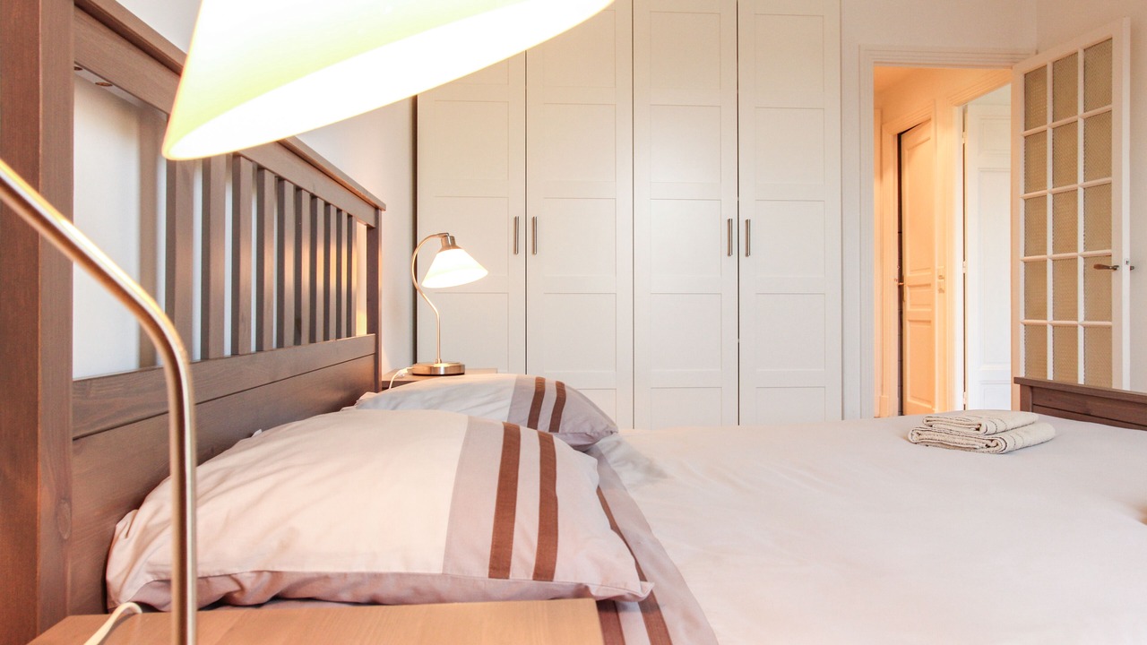 Photo of Bedroom in Musicians Quarter