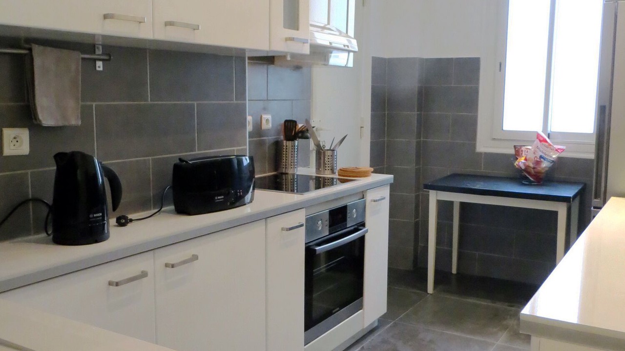 Photo of Kitchen in Musicians Quarter