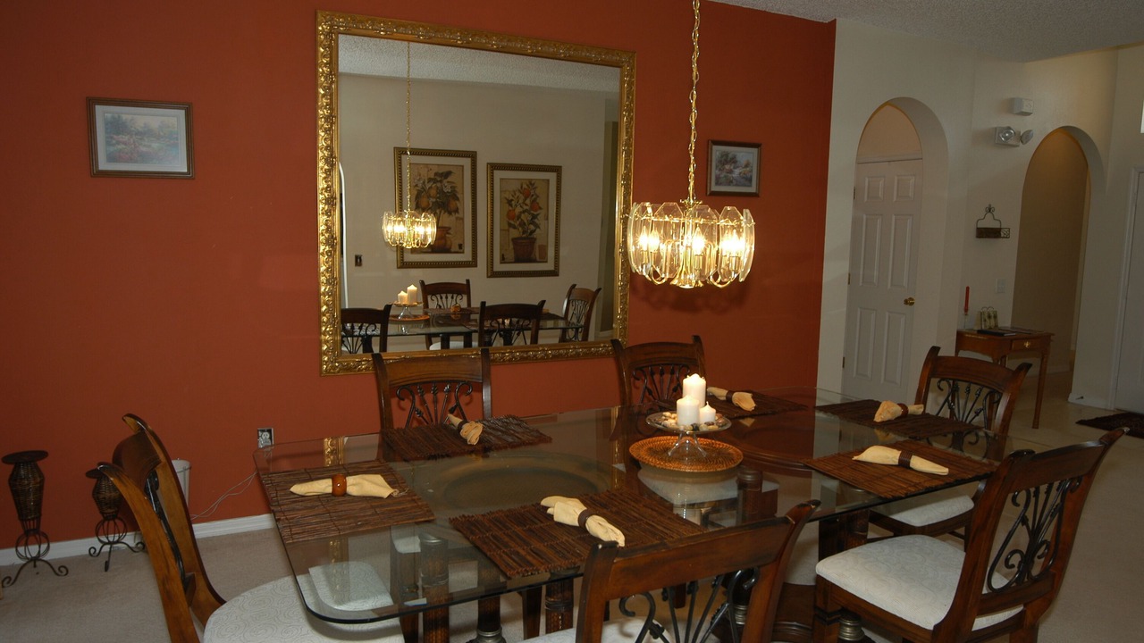 Photo of Livingroom in Crescent Lakes