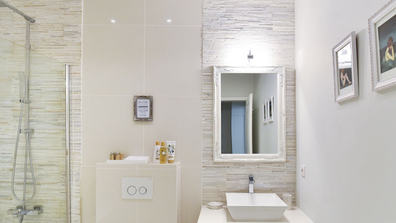 Photo of Bathroom in Old Town