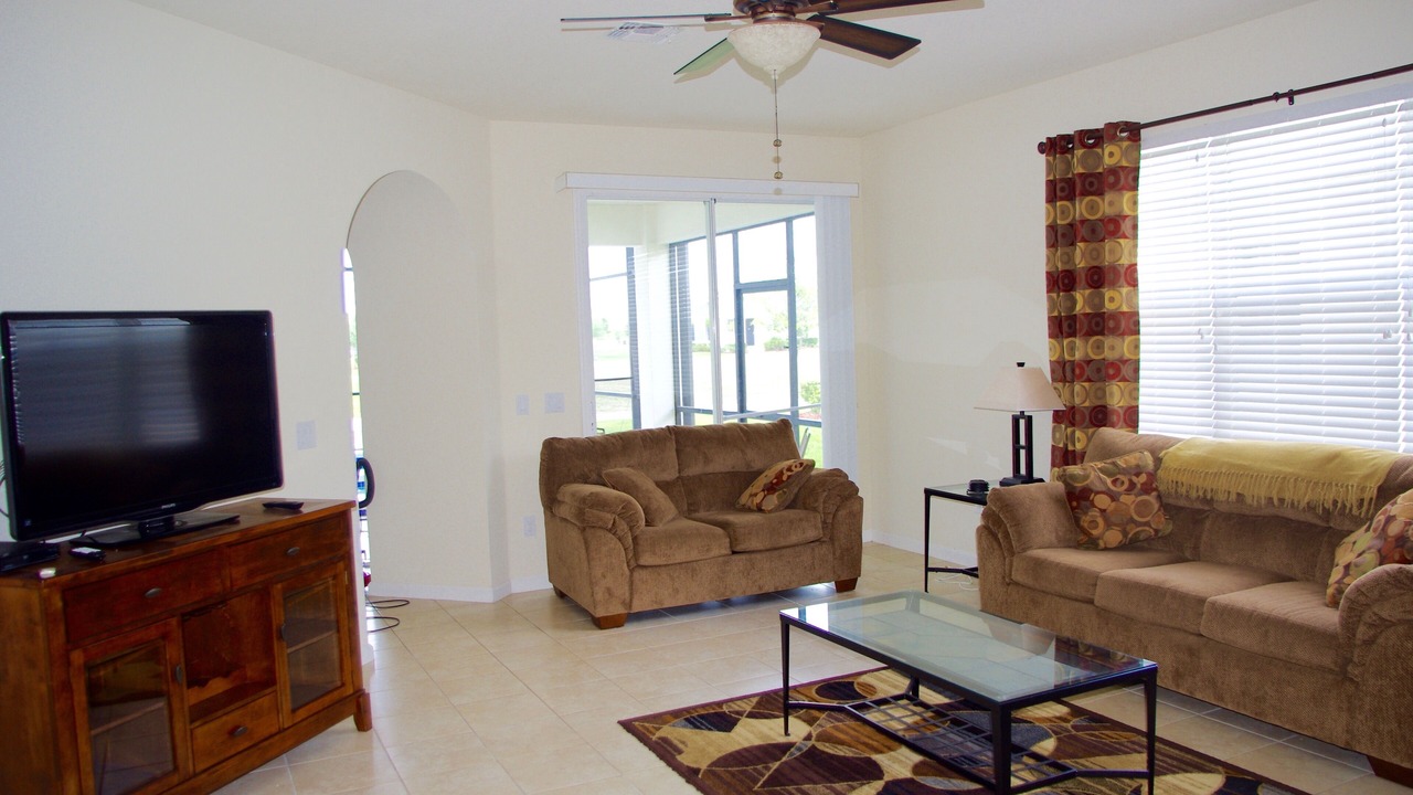 Photo of Livingroom in Trafalgar Village