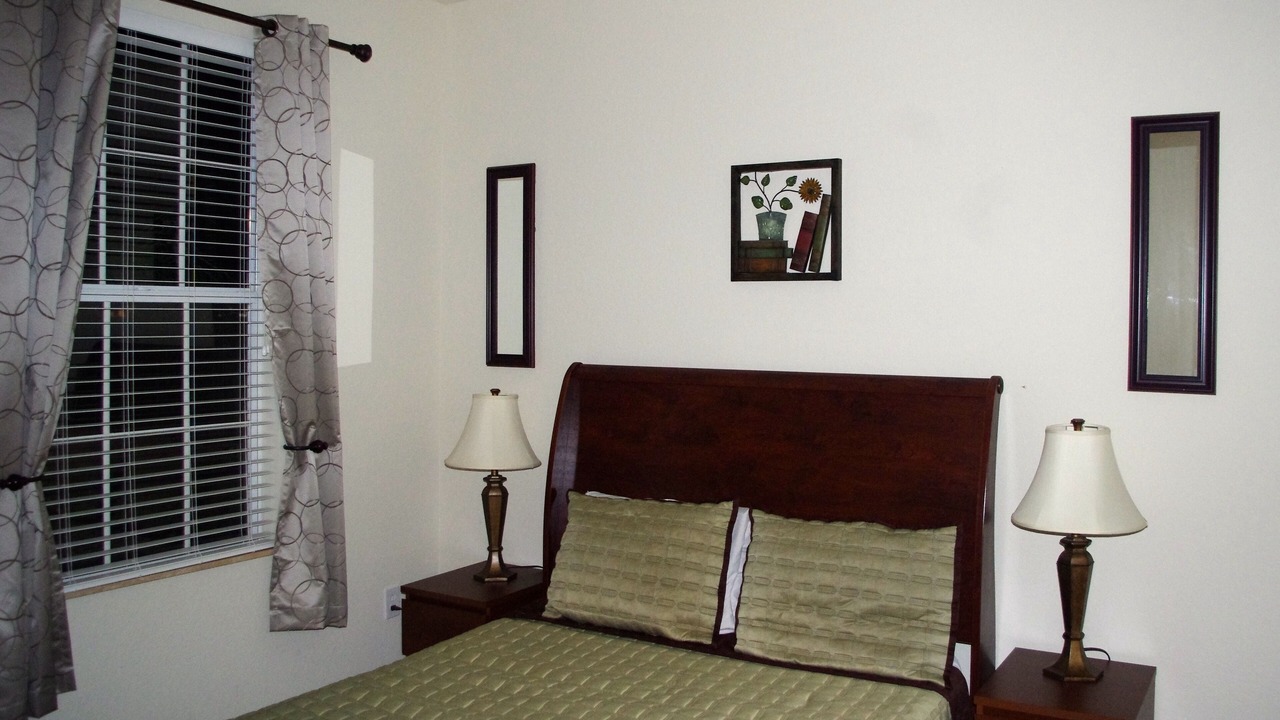 Photo of Bedroom in Trafalgar Village