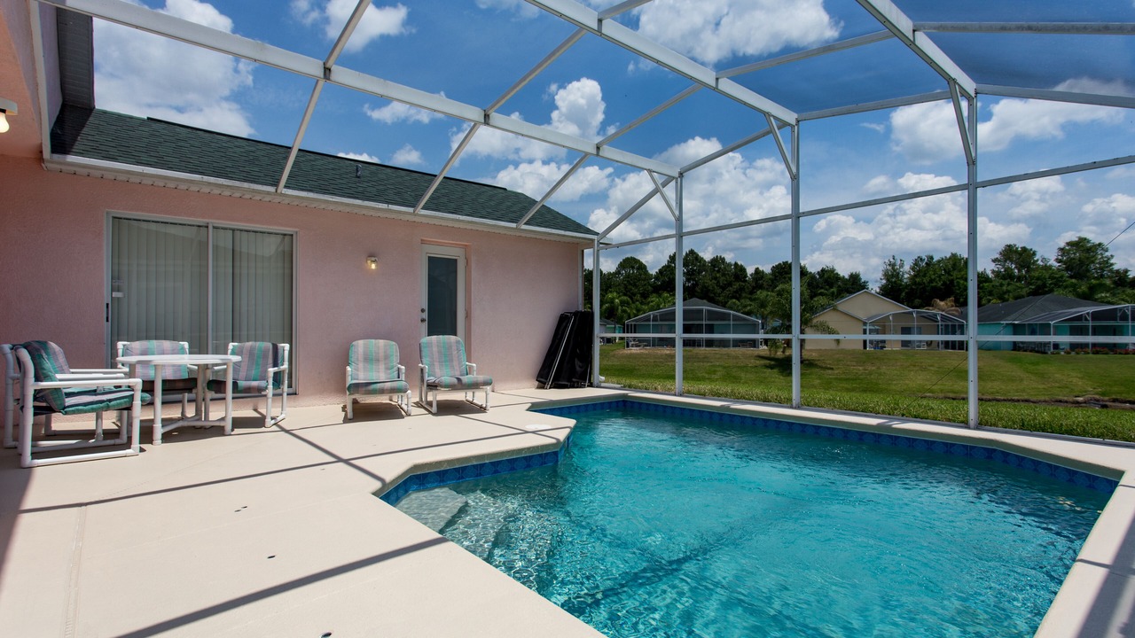 Photo of Outdoor in Loughman