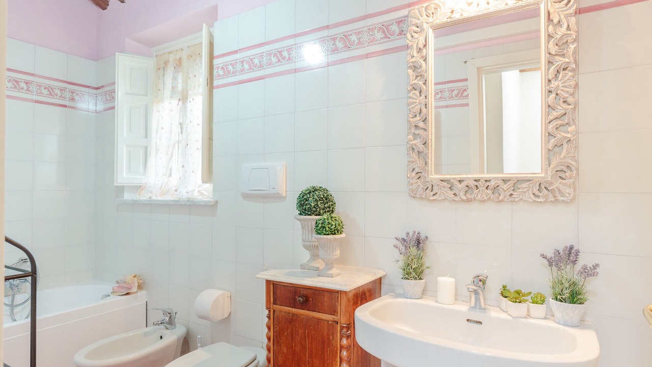 Photo of Bathroom in SantʼAndrea di Compito