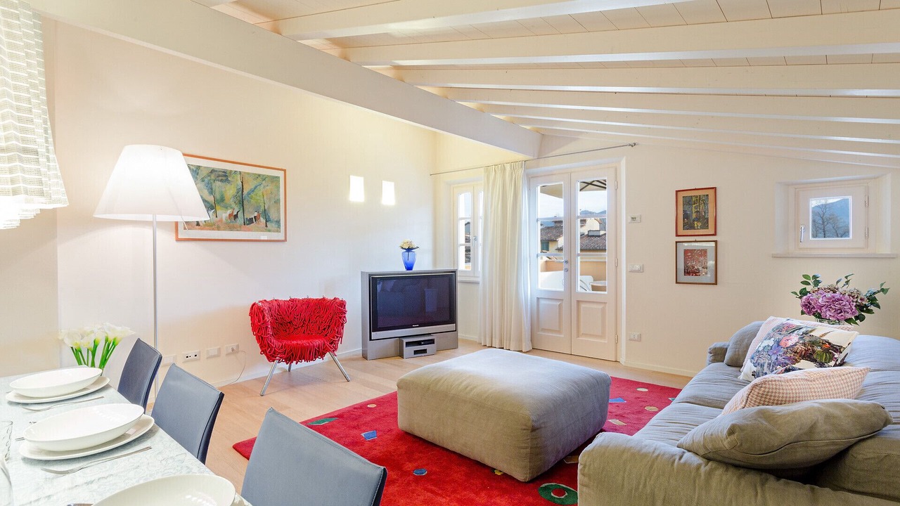 Photo of Livingroom in Lucca Historical Center