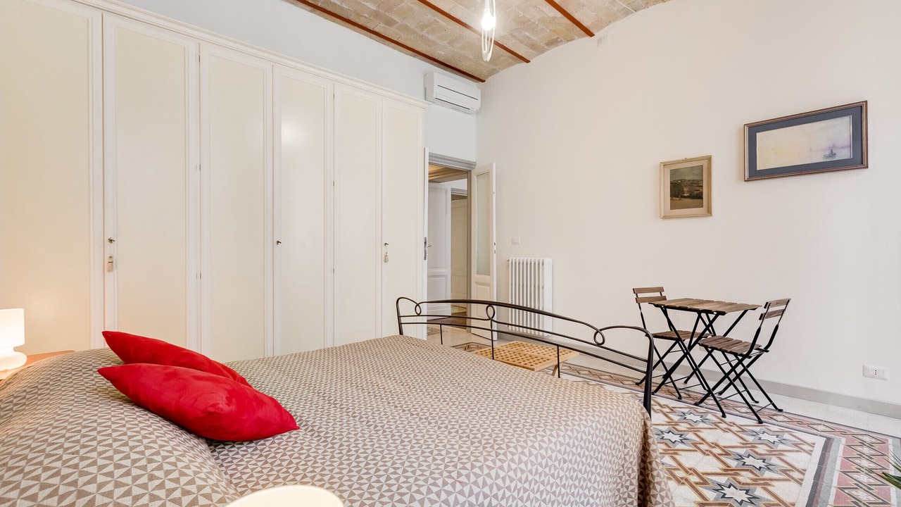 Photo of Bedroom in Monti