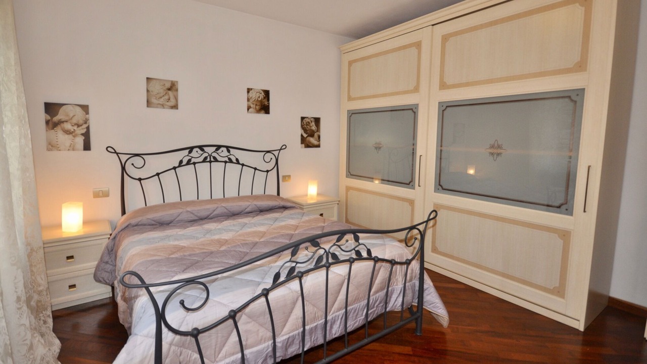 Photo of Bedroom in Seravezza