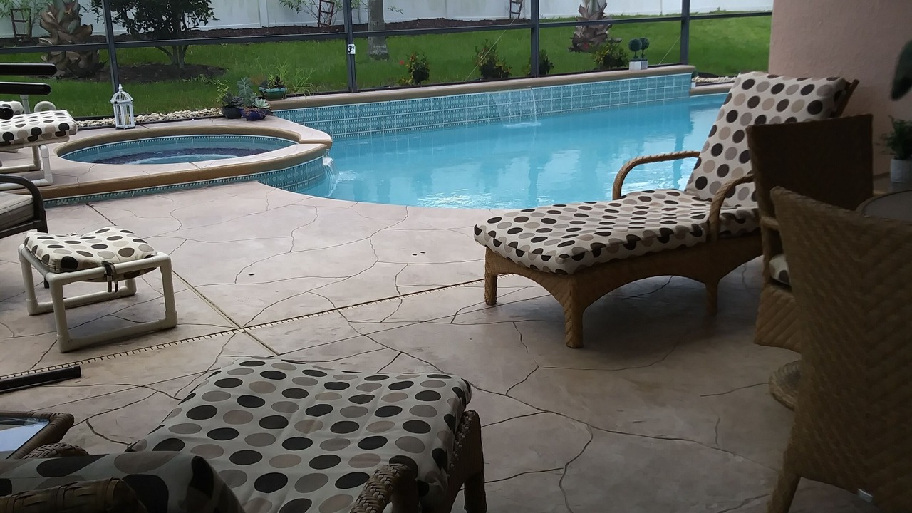 Photo of Outdoor in Weston Hills
