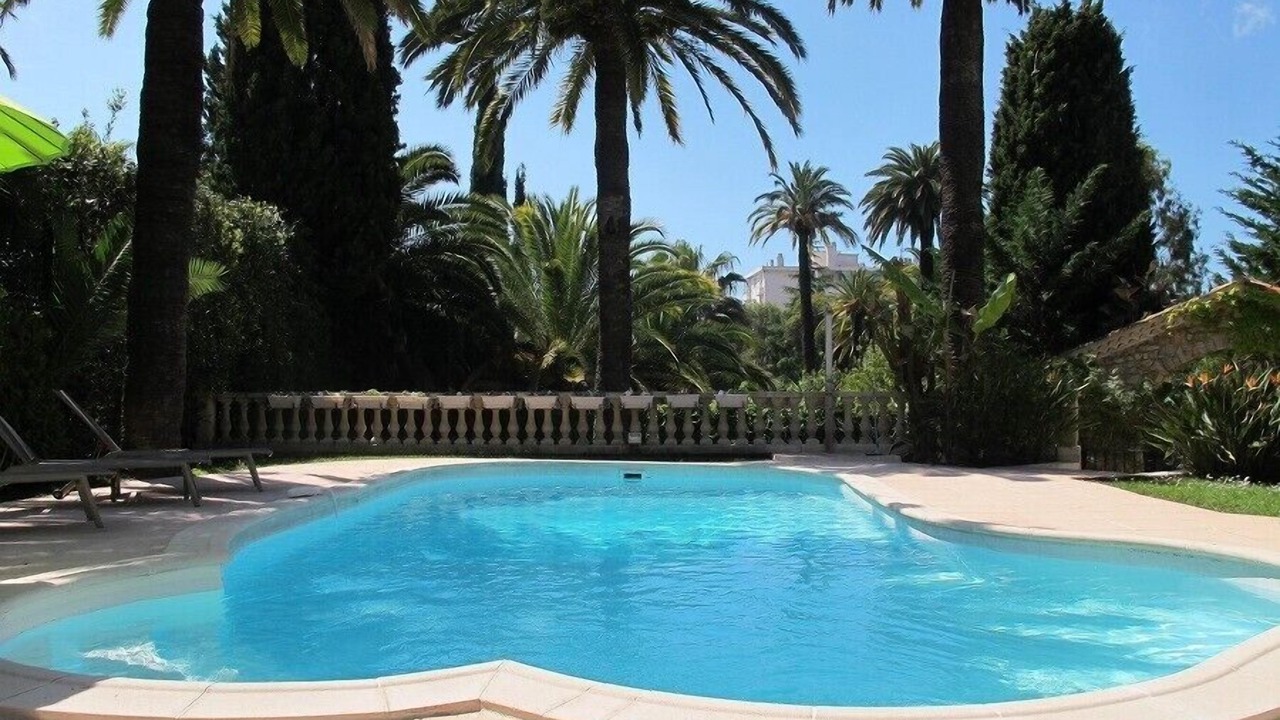 Photo of Outdoor in La Croix des Gardes