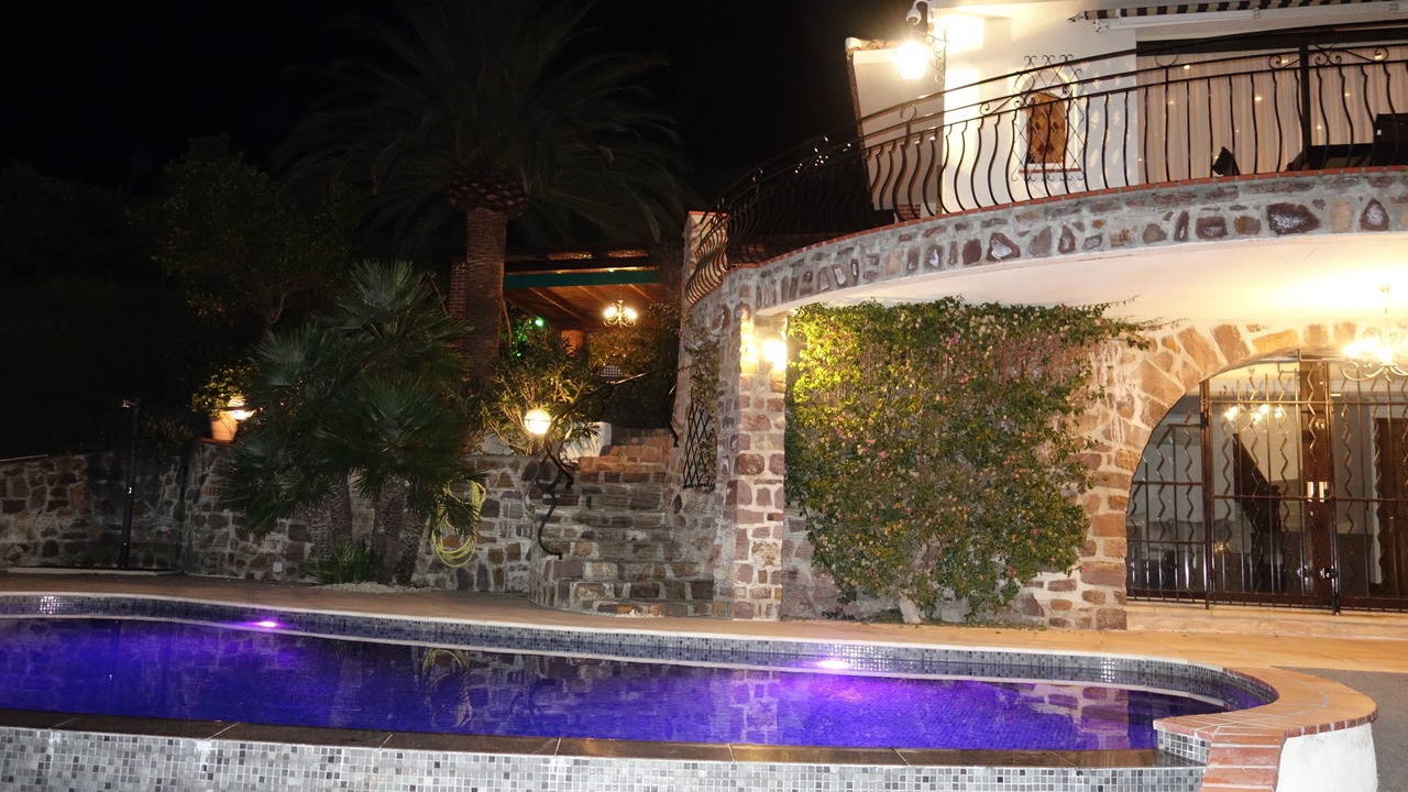 Photo of Outdoor in Espero-Pax