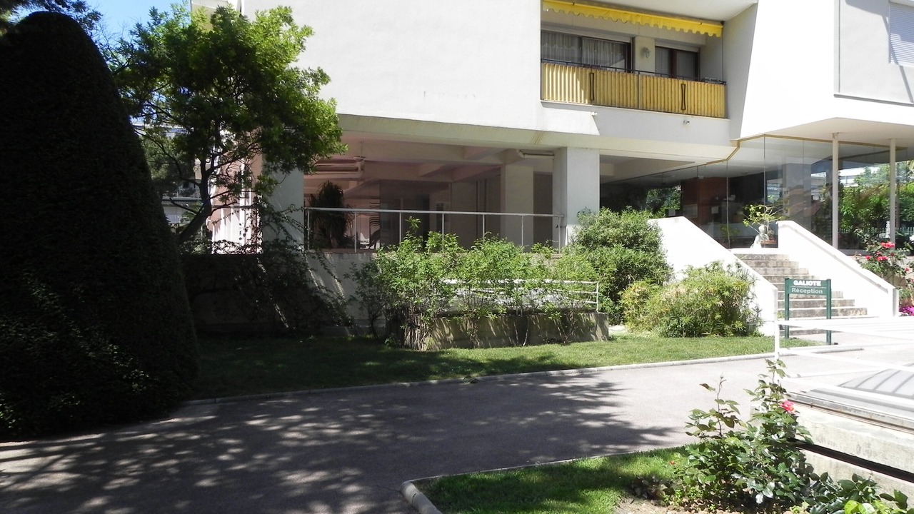 Photo of Outdoor in La Madeleine