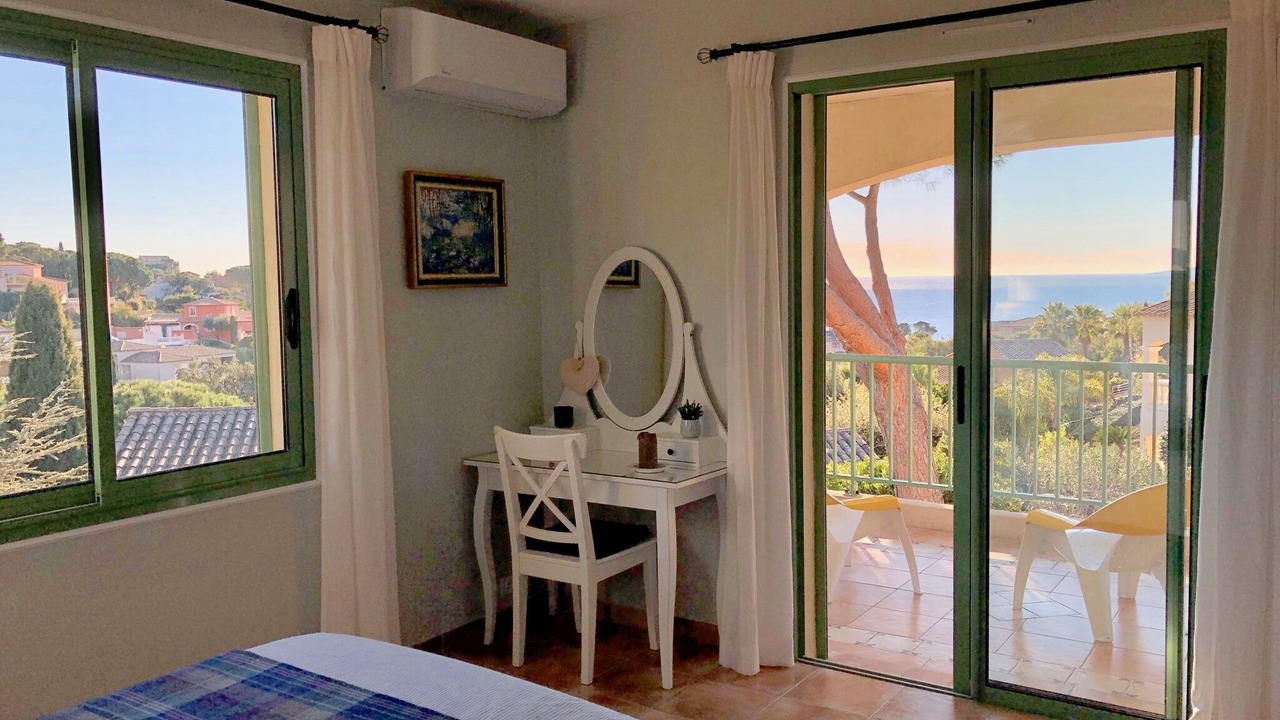 Photo of Bedroom in Les Issambres