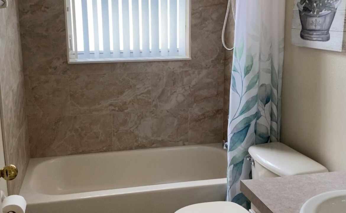 Photo of Bathroom in Eagle Pointe South