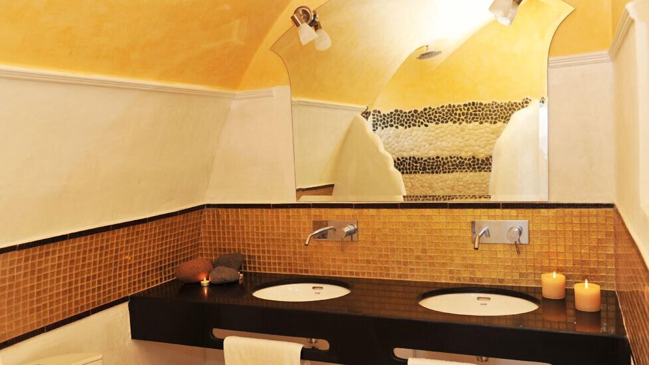 Photo of Bathroom in Megalochori