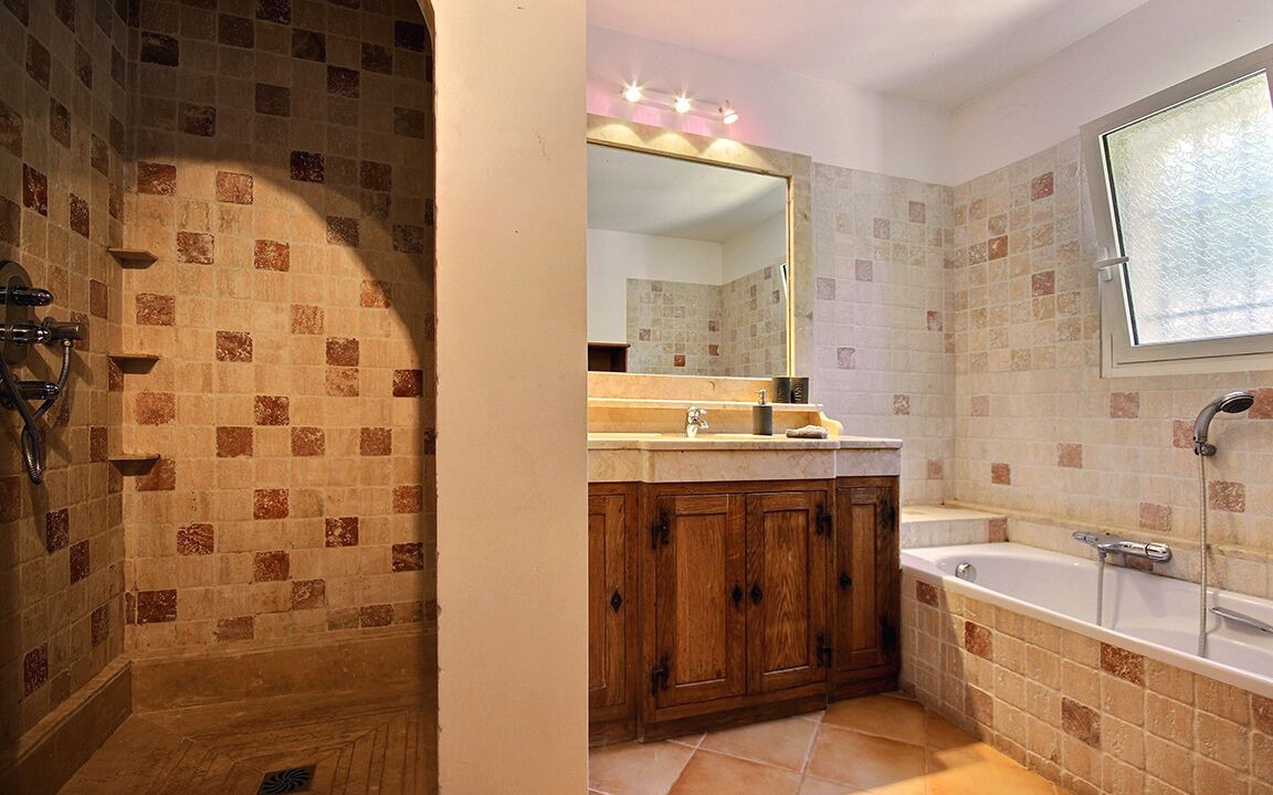 Photo of Bathroom in Vallauris