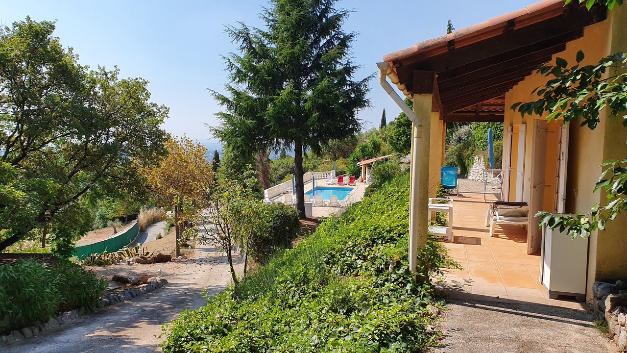 Photo of Outdoor in Gattieres