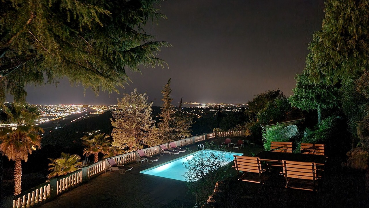 Photo of Outdoor in Gattieres