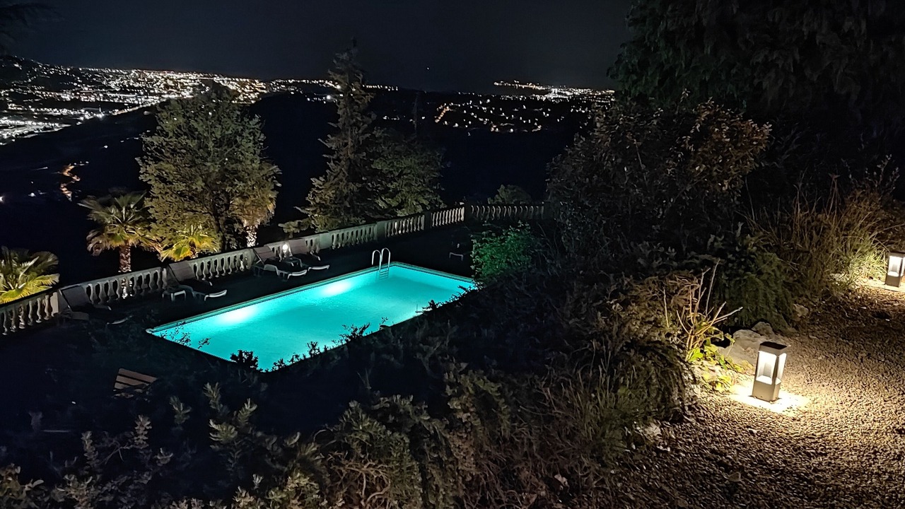 Photo of Outdoor in Gattieres