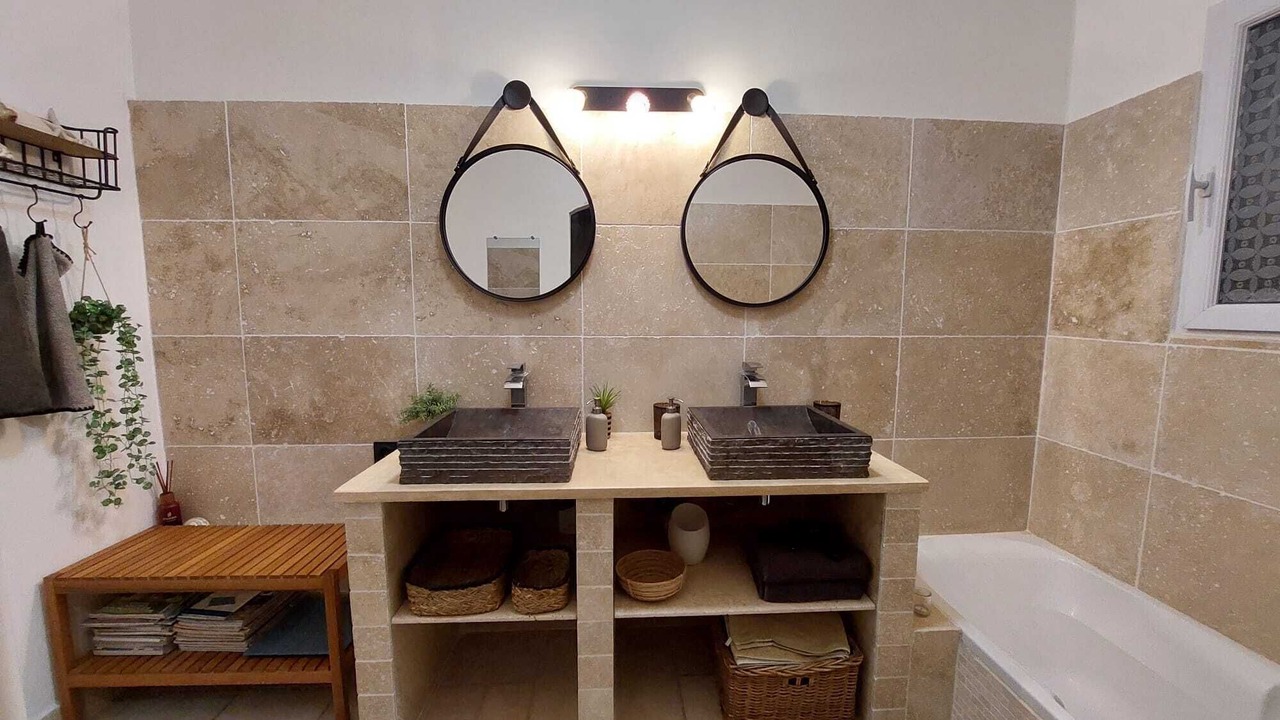 Photo of Bathroom in Les Baraques